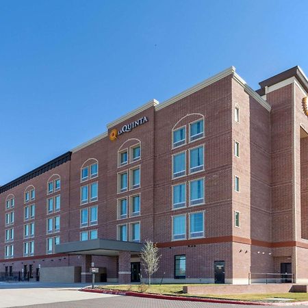 La Quinta Inn & Suites By Wyndham Dallas - Frisco Stadium Kültér fotó