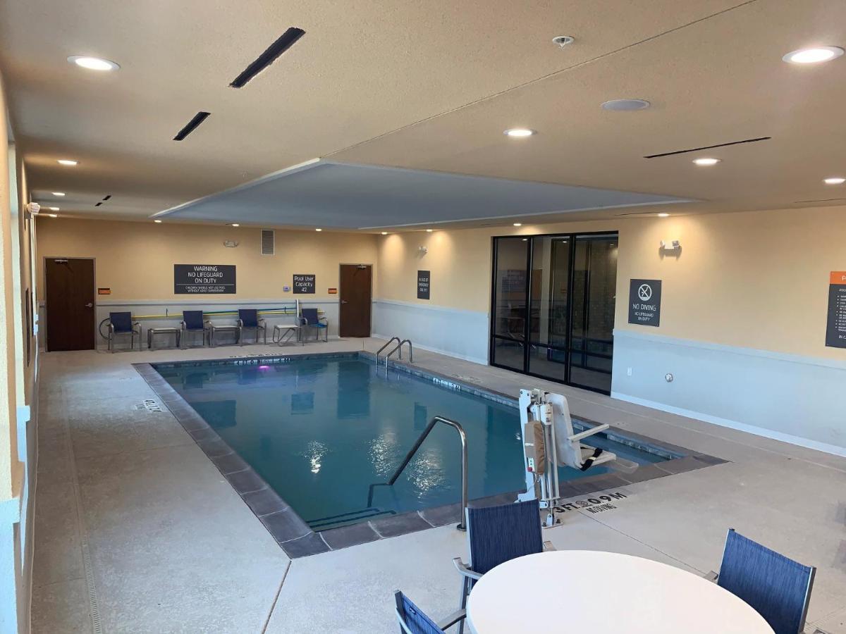 La Quinta Inn & Suites By Wyndham Dallas - Frisco Stadium Kültér fotó